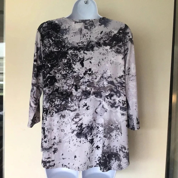 Sympli Go To Classic top gray white marble granite 3/4 sleeves Size 8 - Picture 2 of 8